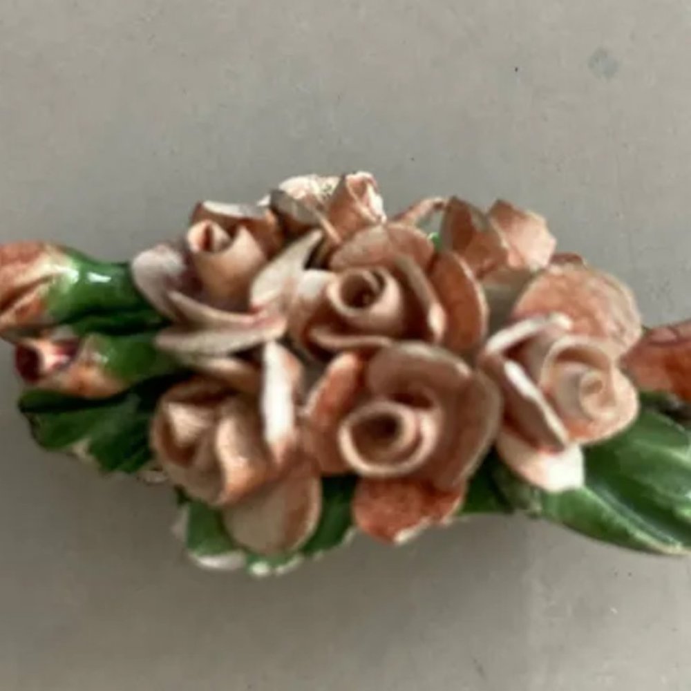 Vintage roses brooche
